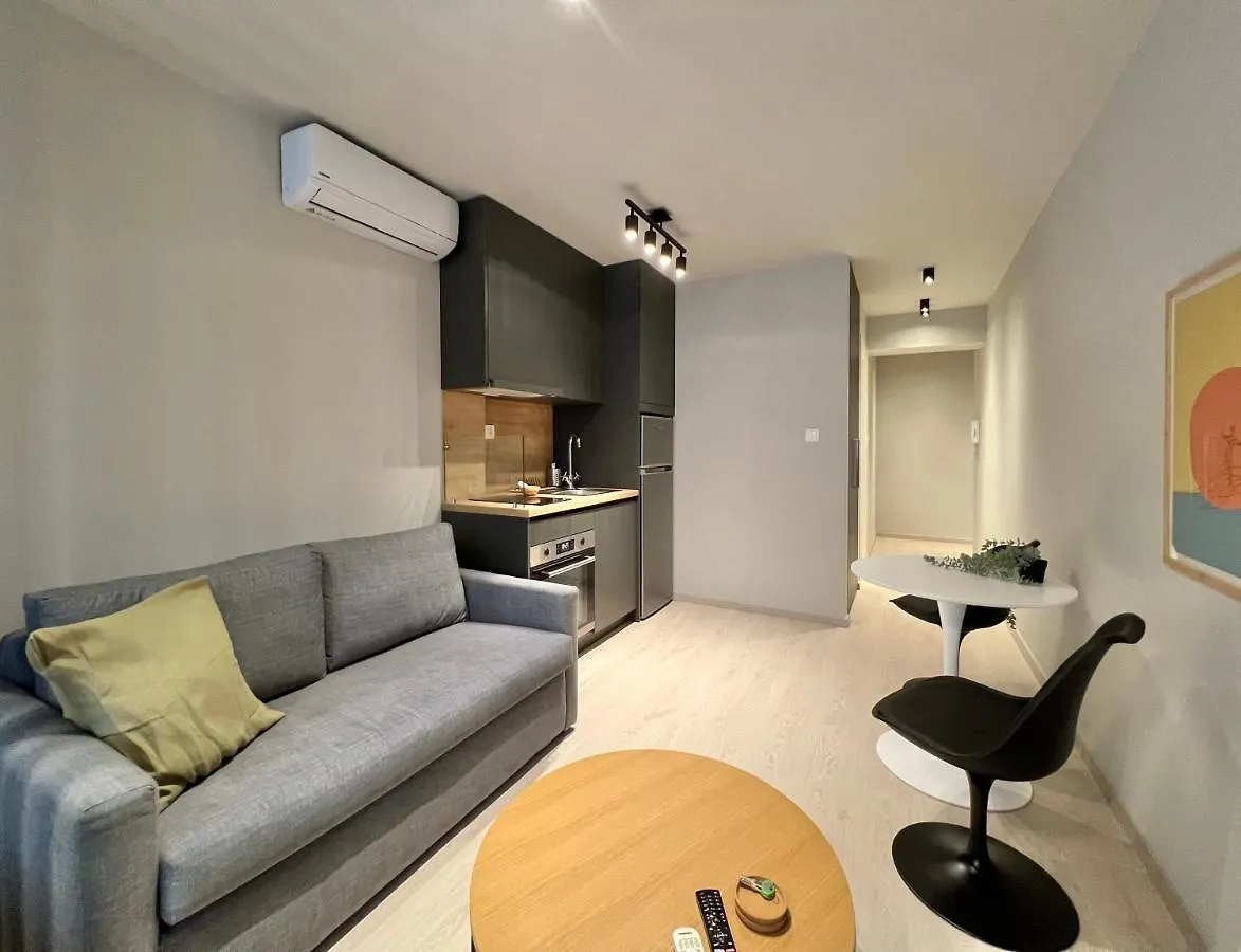Aura Suite V6 By Halu! Thessaloniki 0*,